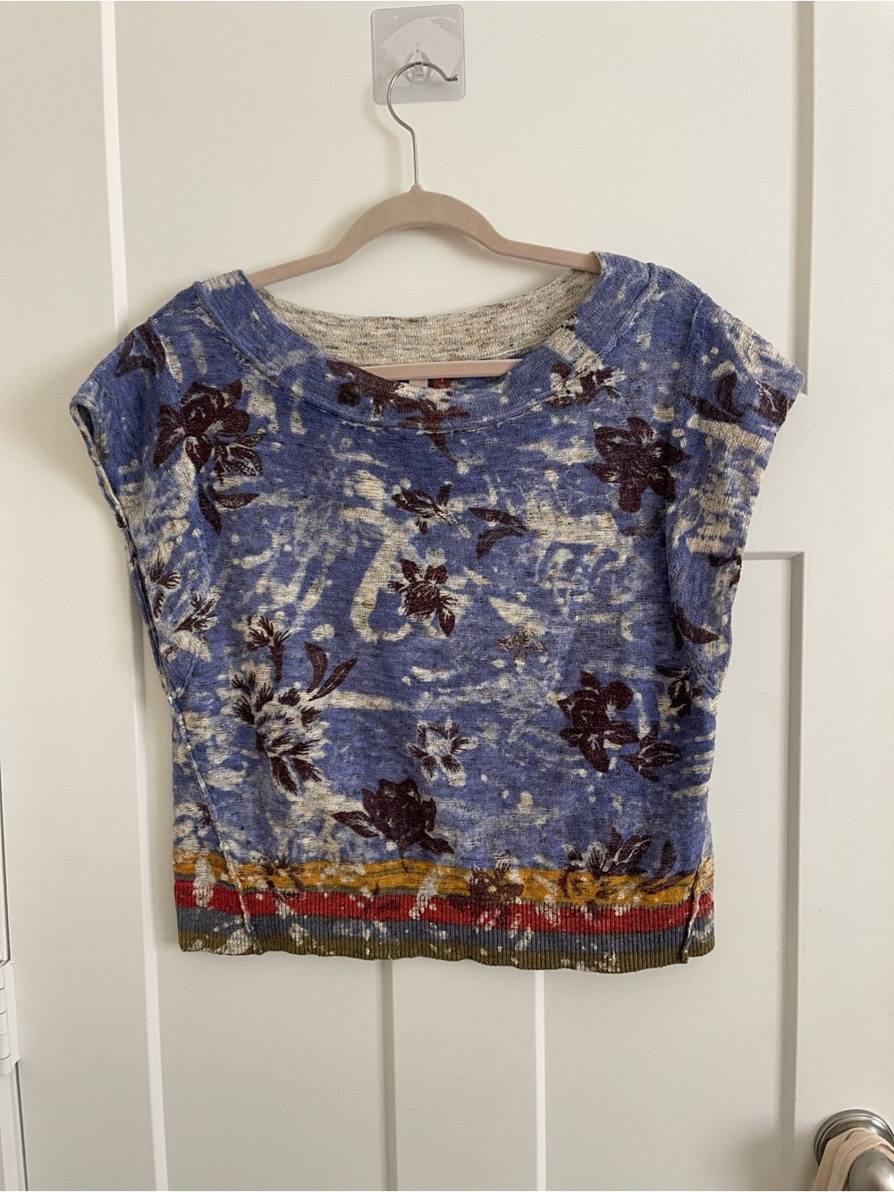 Pilcro Blue Floral Short Sleeve Crop Top with Stripe Hem